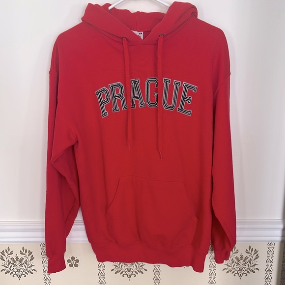 Prague Unisex Hoodie M Czech Republic Pockets Red with Raised Black Letters - Picture 1 of 8